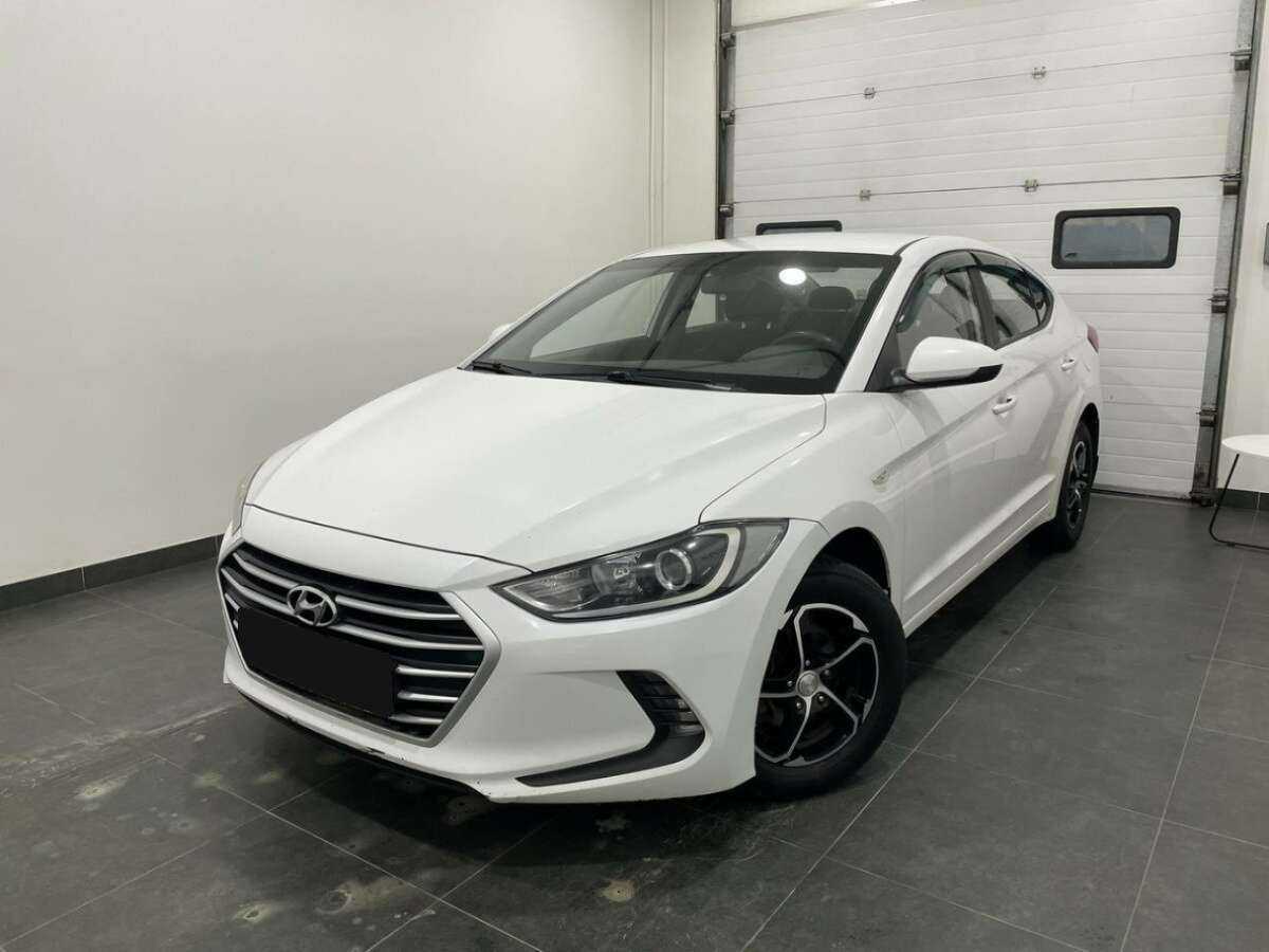 Hyundai Elantra б/у, 2016, Механическая. Фото: #0