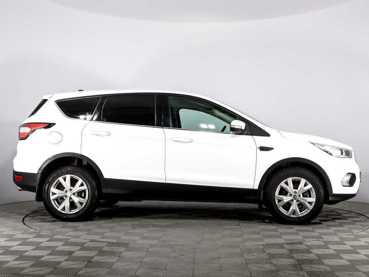Ford Kuga б/у, 2018, Автоматическая. Фото: #3