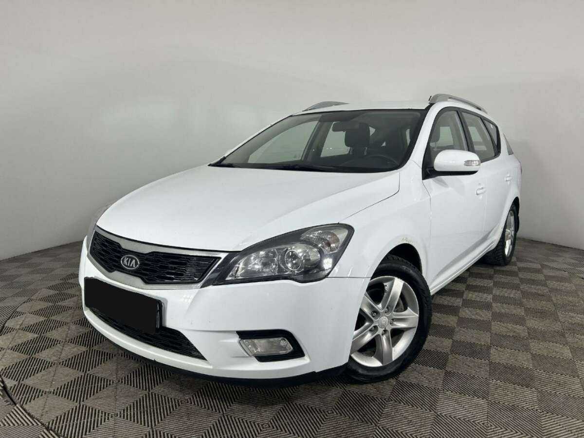 Kia Ceed б/у, 2012, Автоматическая. Фото: #0
