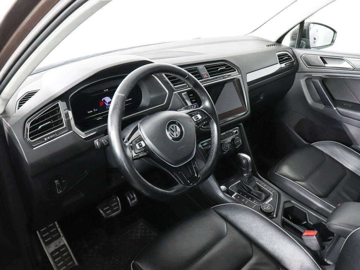 Volkswagen Tiguan б/у, 2018, Роботизированная. Фото: #4