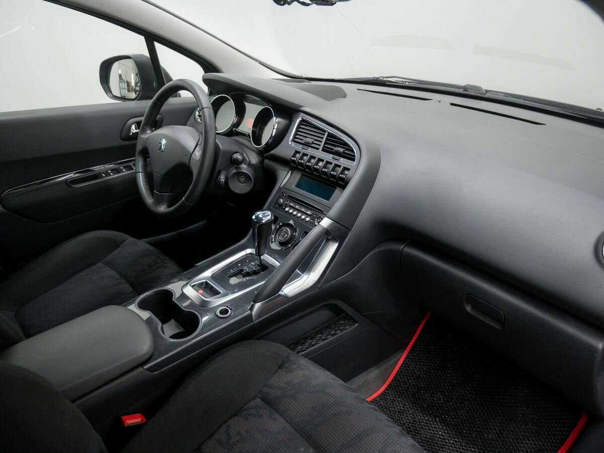 Peugeot 3008 б/у, 2012, Автоматическая. Фото: #6