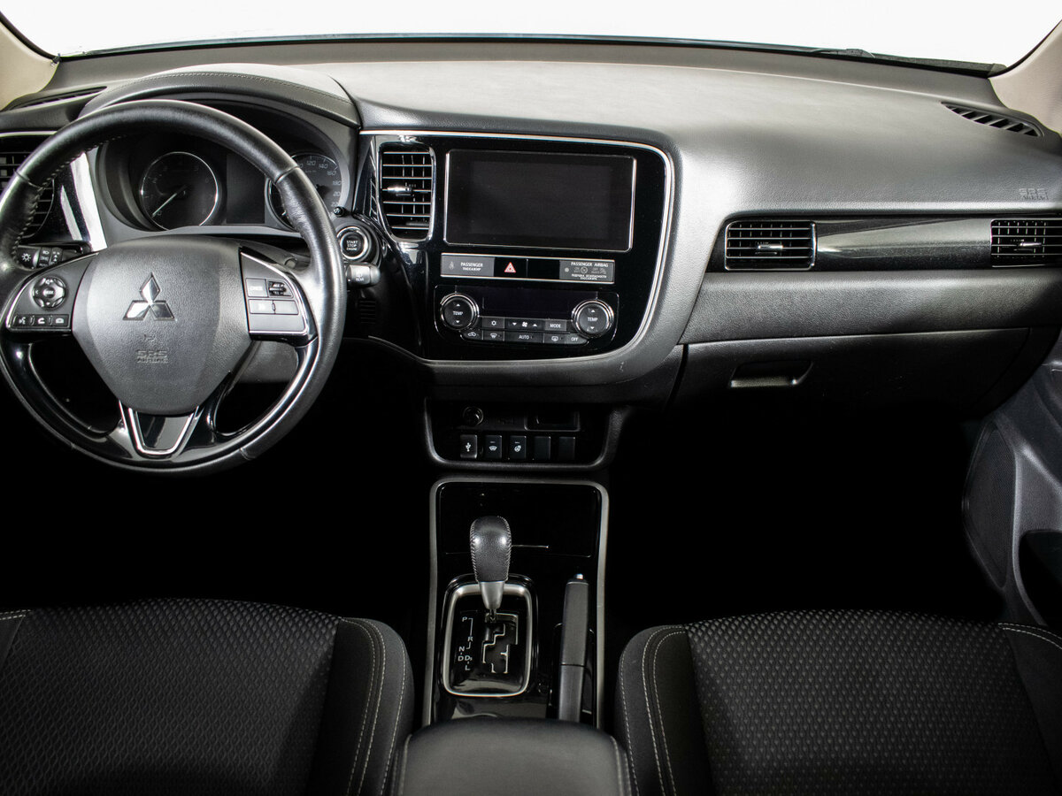 Mitsubishi Outlander б/у, 2018, Вариатор. Фото: #10