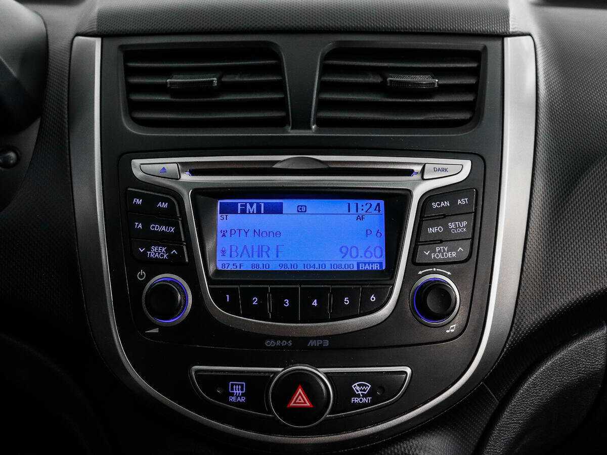 Hyundai Solaris б/у, 2014, Автоматическая. Фото: #12