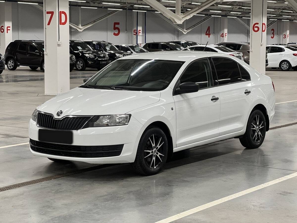 Skoda Rapid б/у, 2016, Механическая. Посмотреть фото