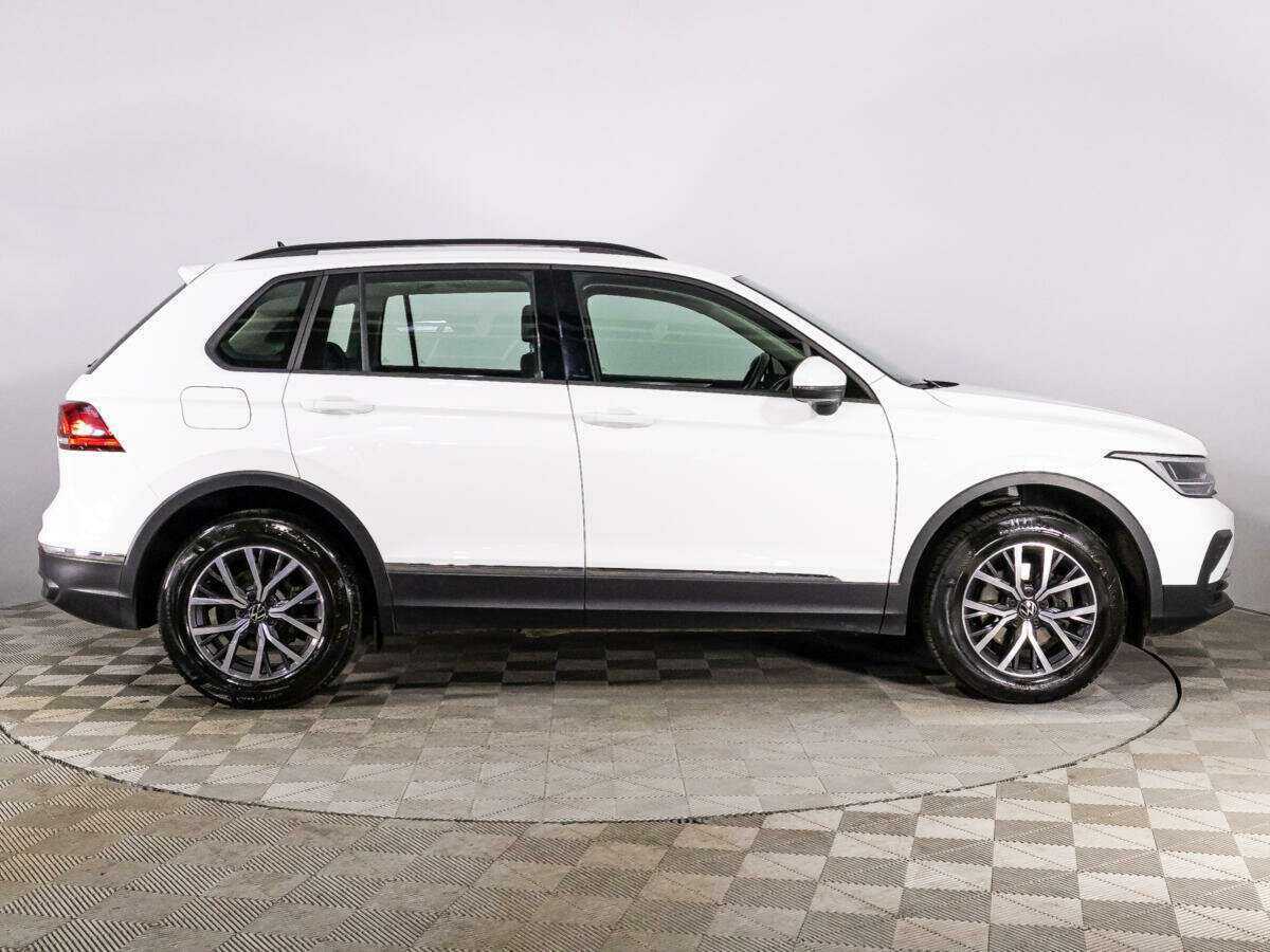 Volkswagen Tiguan б/у, 2021, Роботизированная. Фото: #3