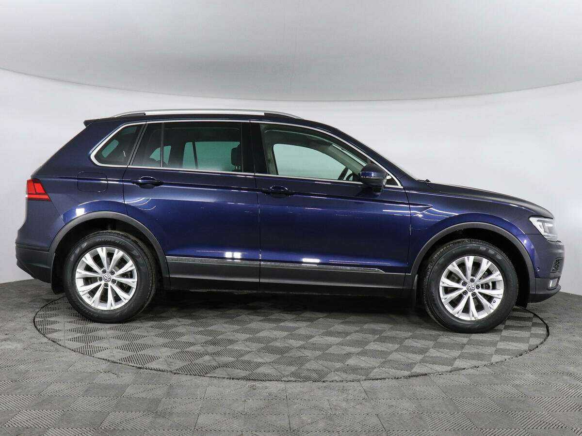 Volkswagen Tiguan б/у, 2017, Роботизированная. Фото: #3