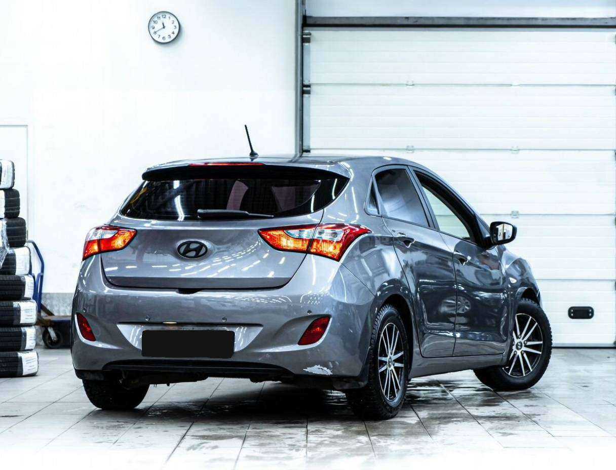 Hyundai i30 б/у, 2014, Механическая. Фото: #2