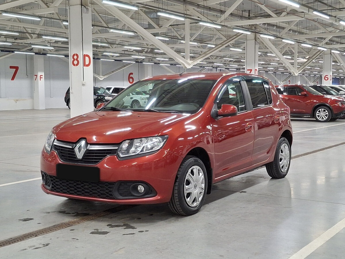 Renault Sandero б/у, 2017, Механическая. Фото: #0