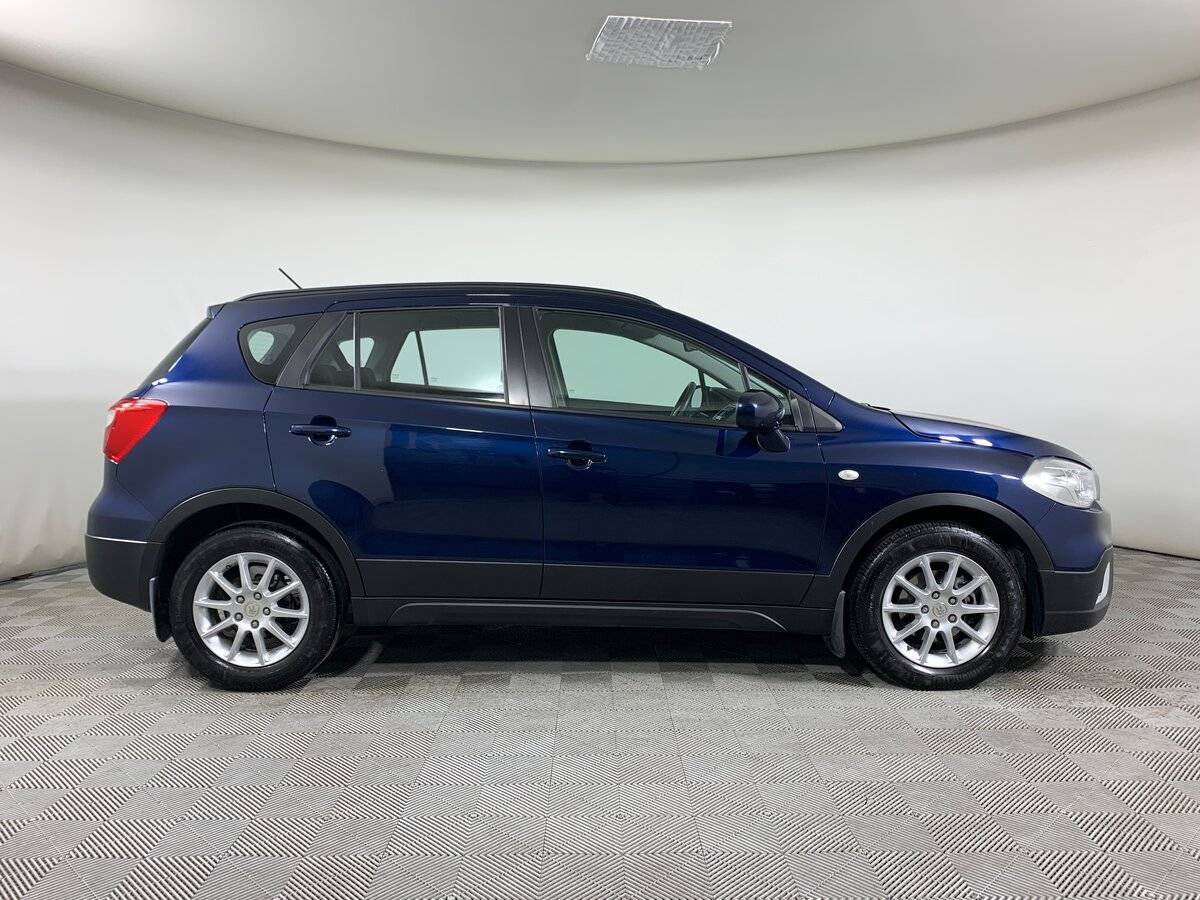 Suzuki SX4 б/у, 2018, Автоматическая. Фото: #3