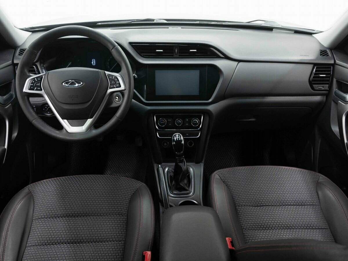 Chery Tiggo 3 б/у, 2017, Механическая. Фото: #12