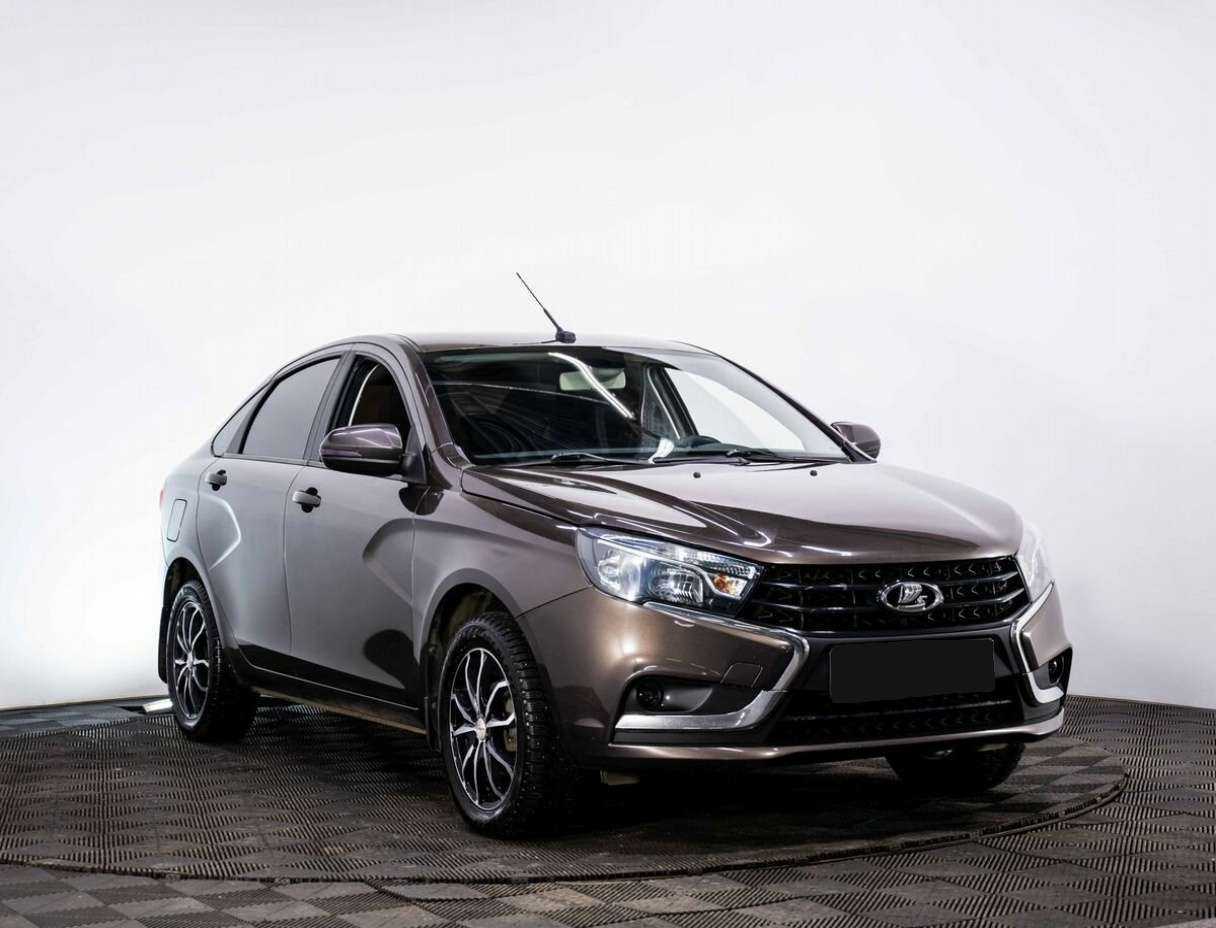Lada (ВАЗ) Vesta б/у, 2018, Механическая. Фото: #2