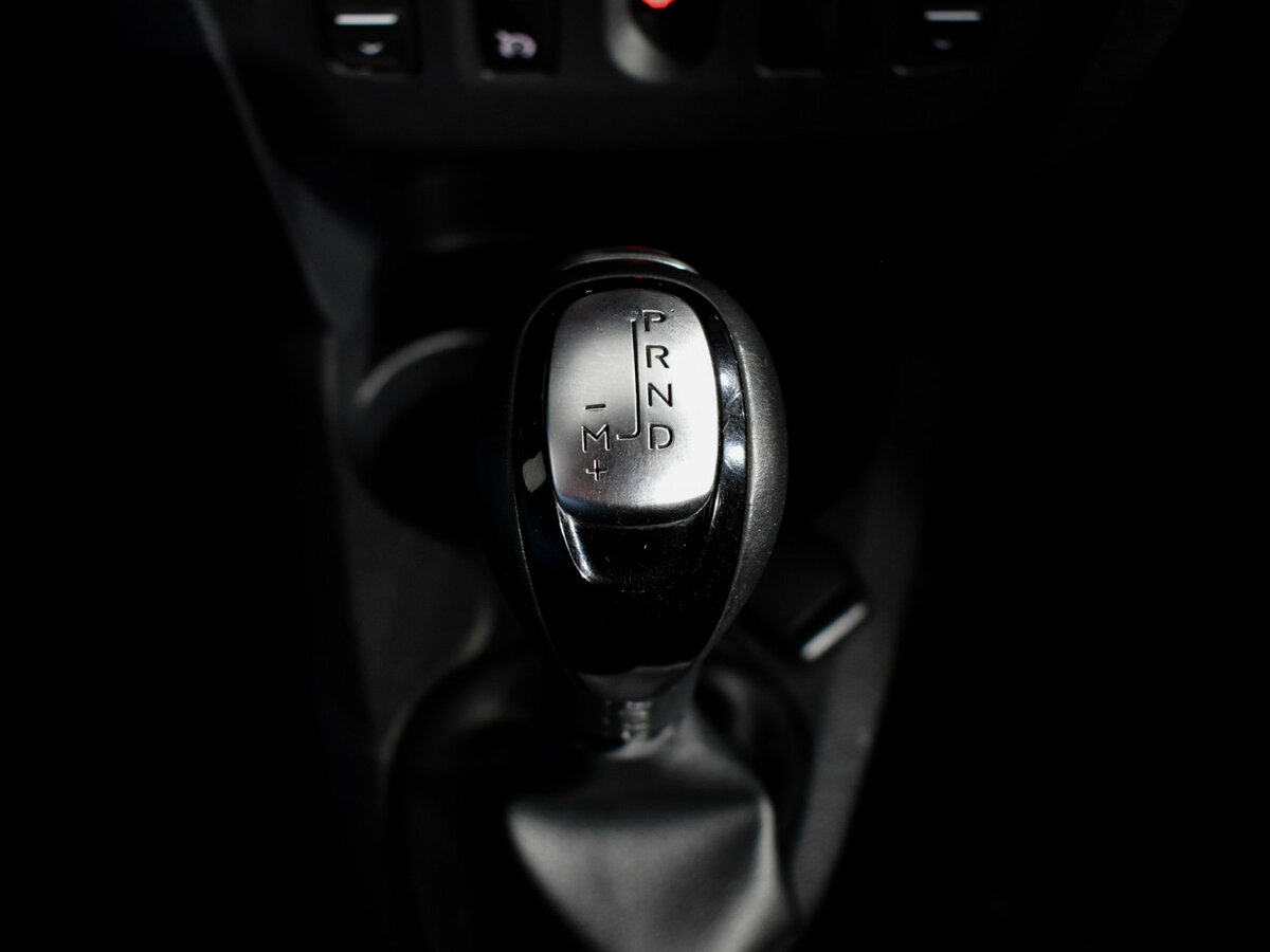 Renault Sandero б/у, 2016, Автоматическая. Фото: #15