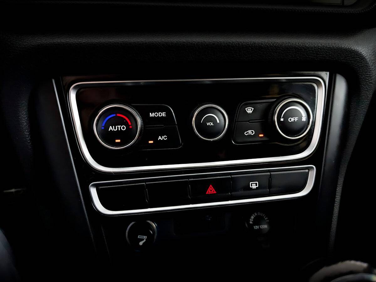 Chery Tiggo 3 б/у, 2019, Механическая. Фото: #25