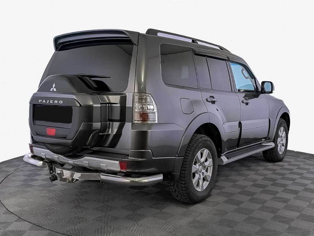 Mitsubishi Pajero б/у, 2018, Автоматическая. Фото: #4