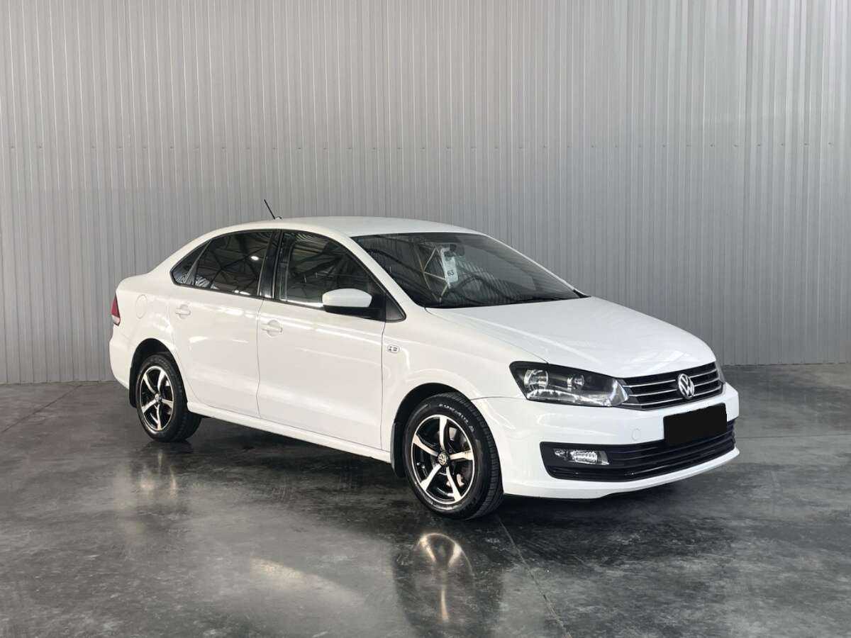 Volkswagen Polo б/у, 2018, Автоматическая. Фото: #2