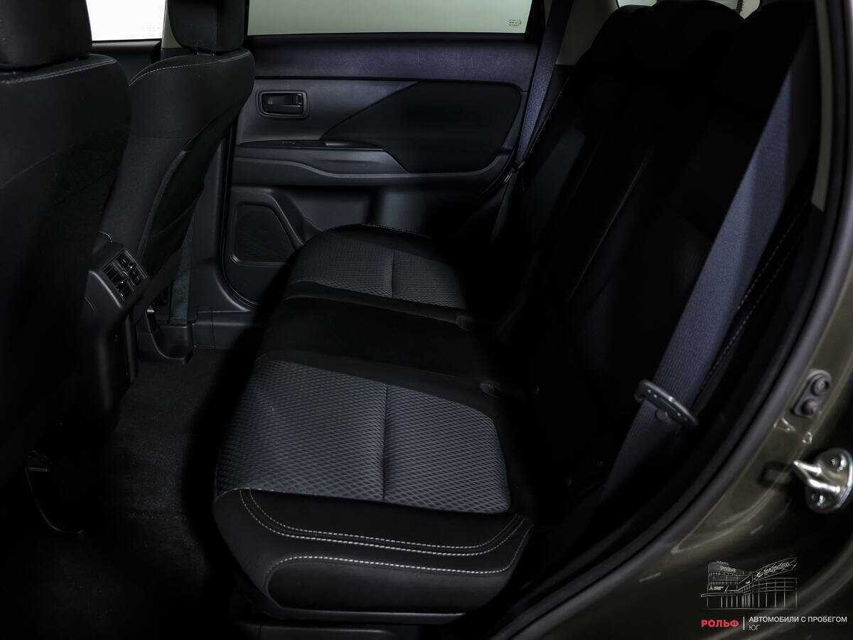 Mitsubishi Outlander б/у, 2019, Вариатор. Фото: #8