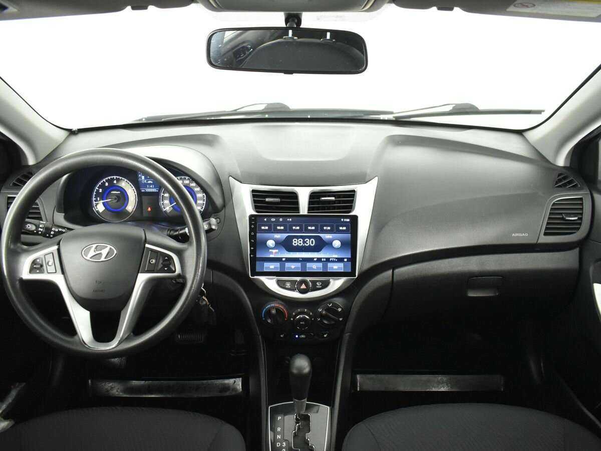 Hyundai Solaris б/у, 2012, Автоматическая. Фото: #8