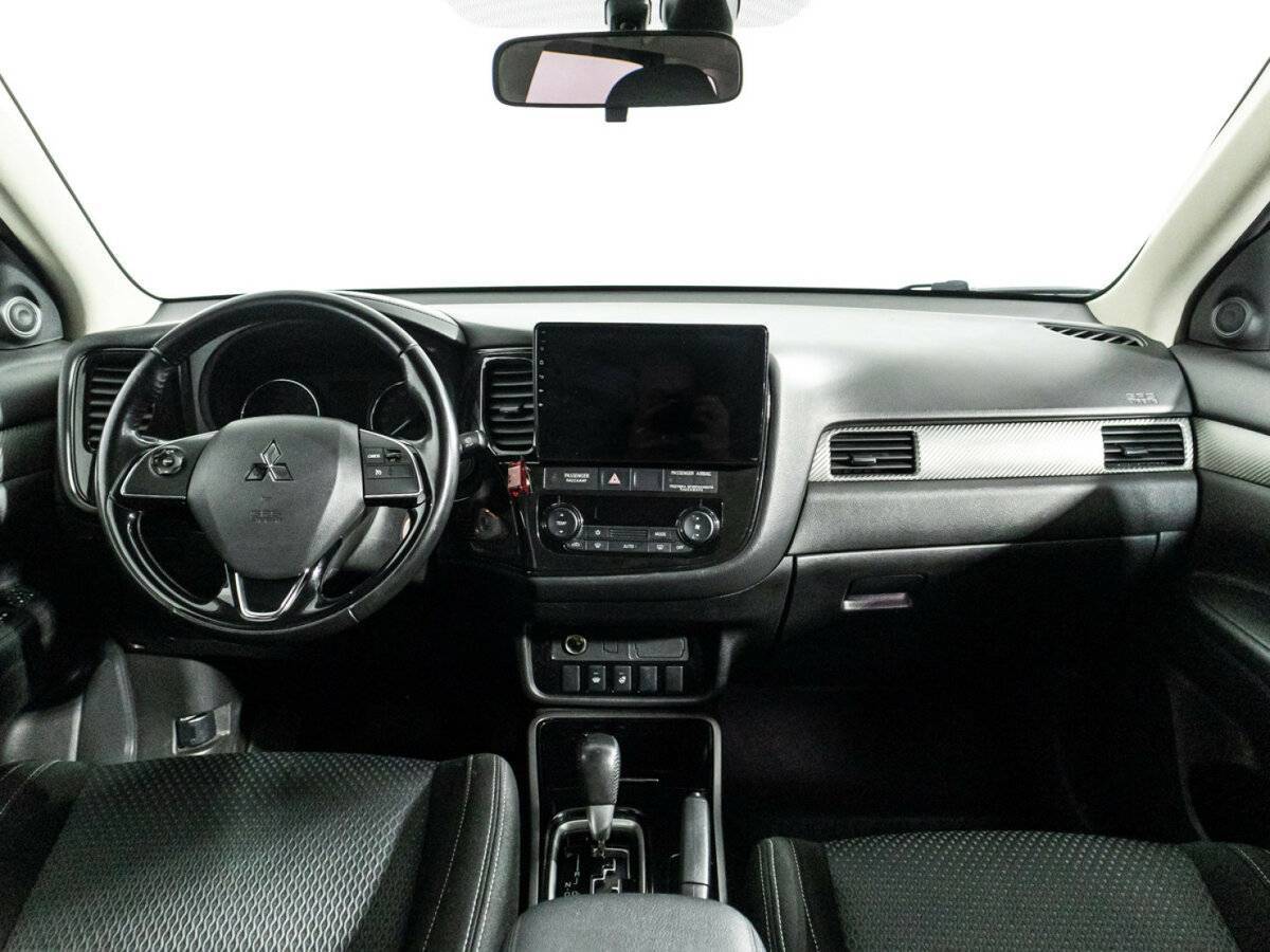 Mitsubishi Outlander б/у, 2017, Вариатор. Фото: #12