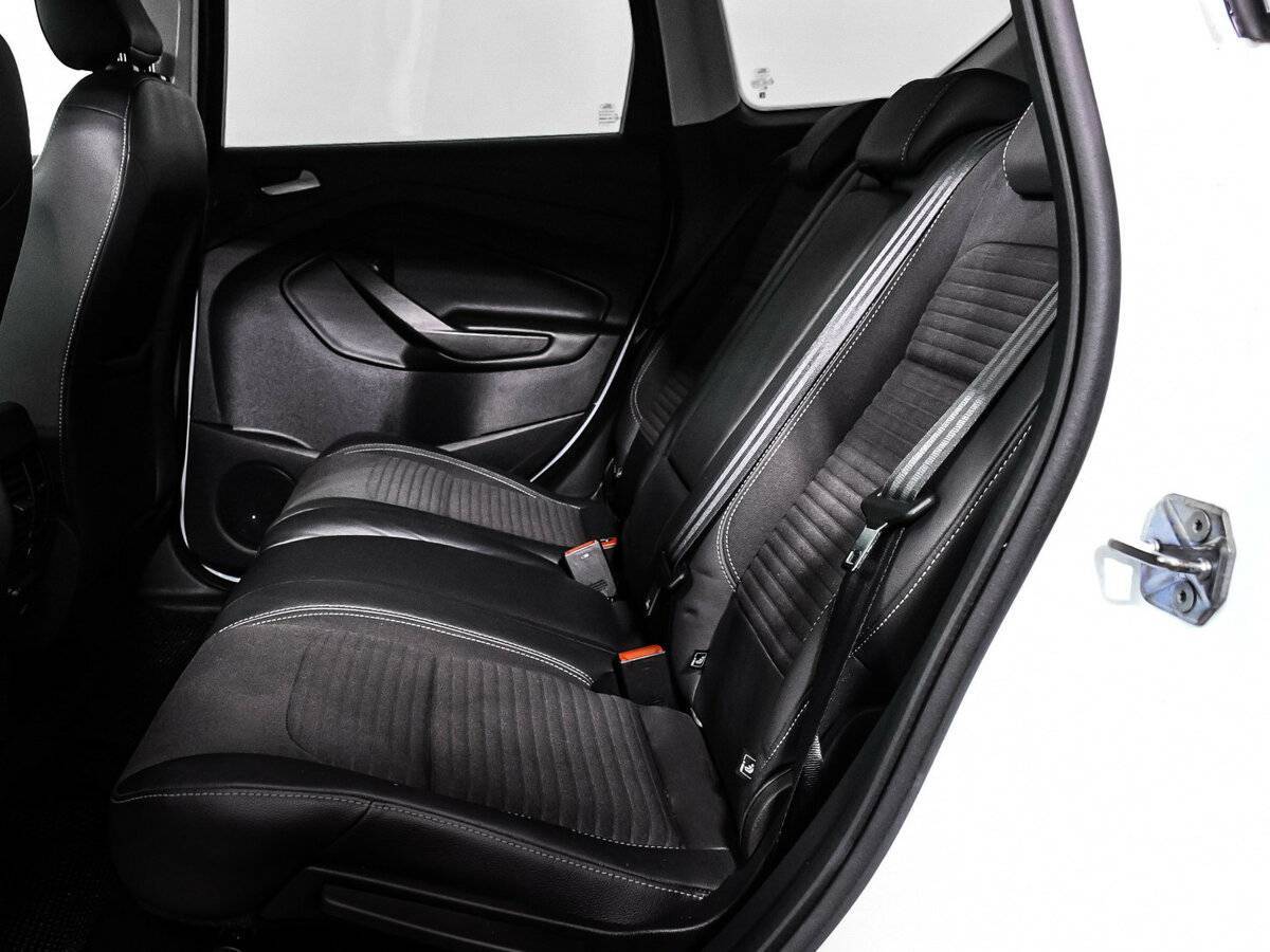Ford Kuga б/у, 2017, Автоматическая. Фото: #13
