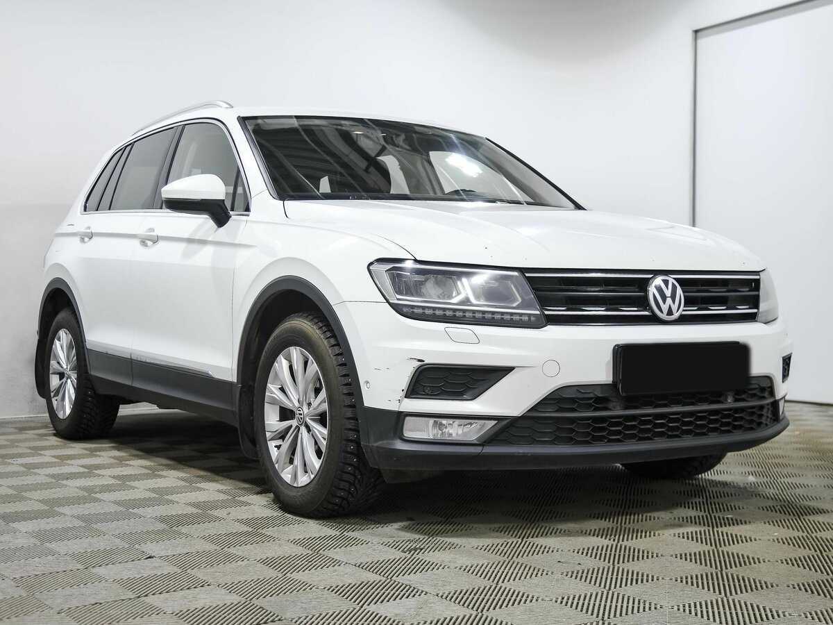 Volkswagen Tiguan б/у, 2017, Роботизированная. Фото: #2