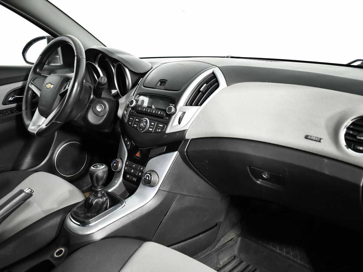 Chevrolet Cruze б/у, 2013, Механическая. Фото: #8