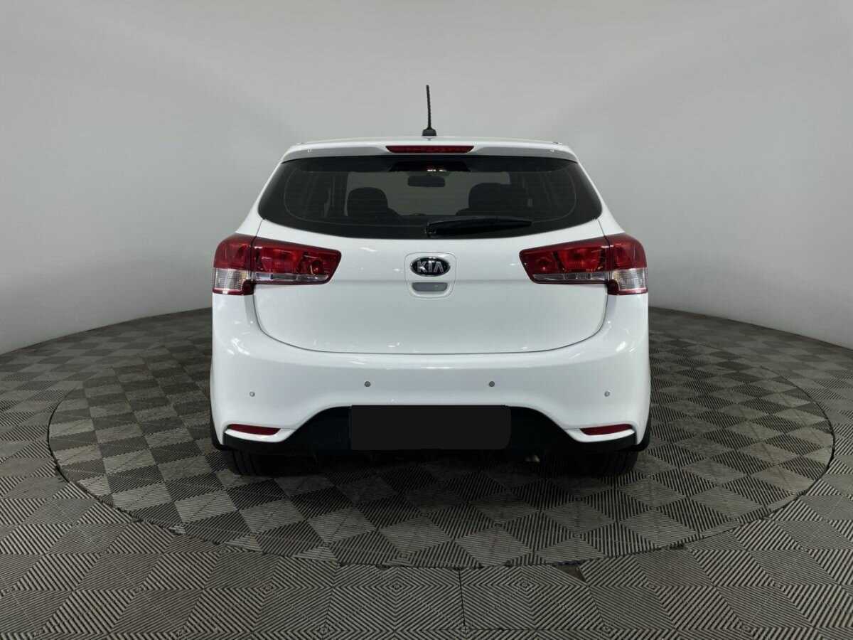 Kia Rio б/у, 2017, Автоматическая. Фото: #2