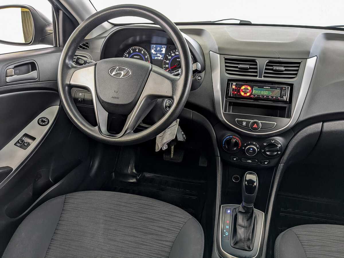 Hyundai Solaris б/у, 2016, Автоматическая. Фото: #23