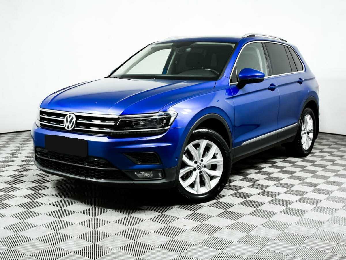 Volkswagen Tiguan б/у, 2018, Роботизированная. Посмотреть фото