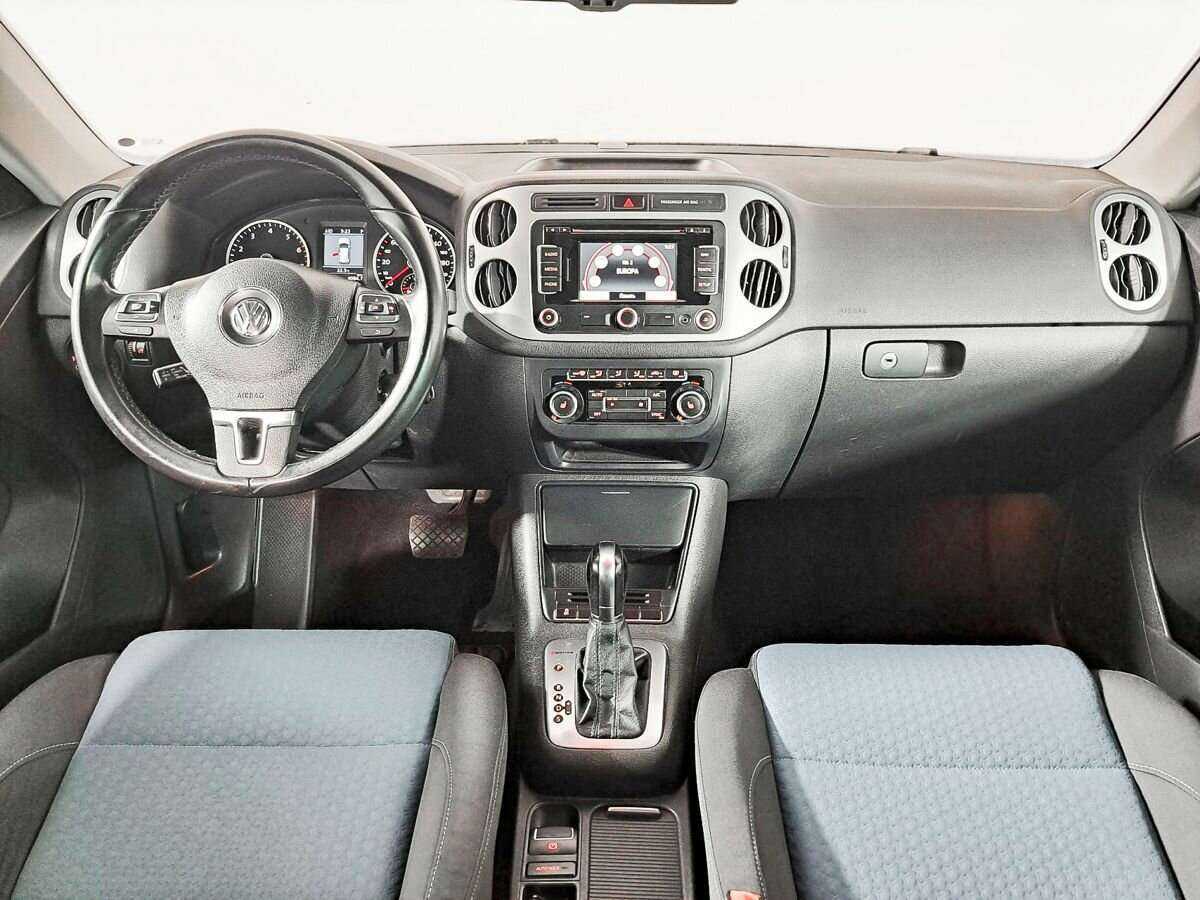 Volkswagen Tiguan б/у, 2013, Автоматическая. Фото: #11