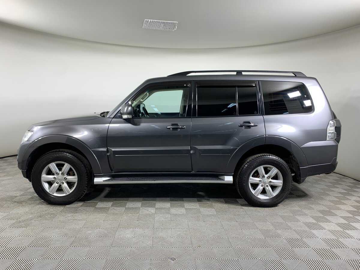Mitsubishi Pajero б/у, 2015, Автоматическая. Фото: #7