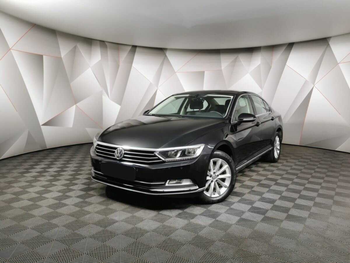 Volkswagen Passat б/у, 2019, Роботизированная. Фото: #0