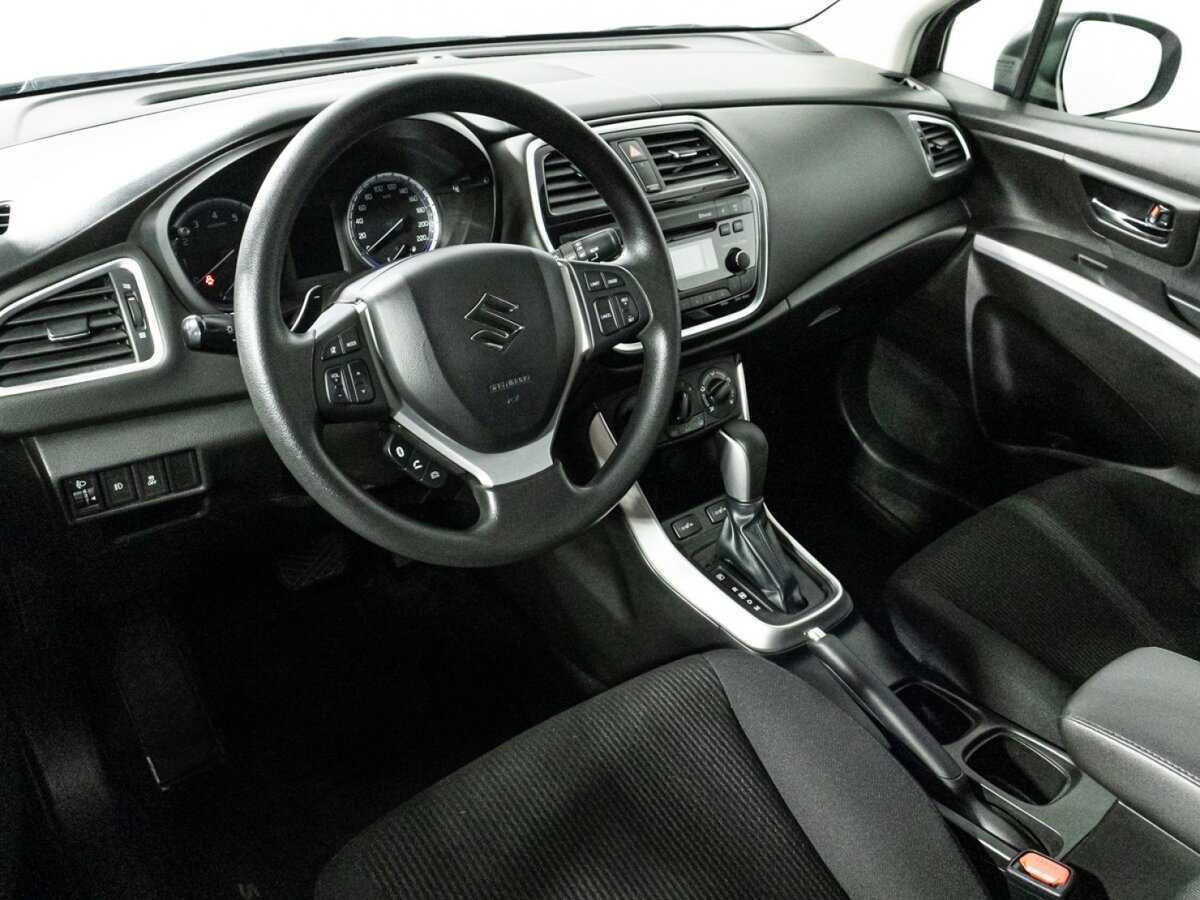 Suzuki SX4 б/у, 2021, Автоматическая. Фото: #10