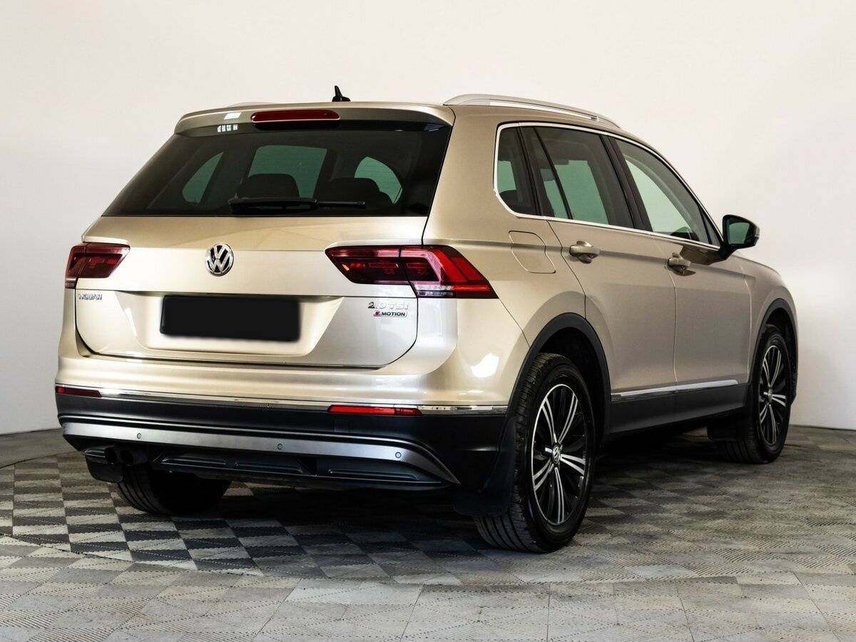 Volkswagen Tiguan б/у, 2017, Роботизированная. Фото: #4