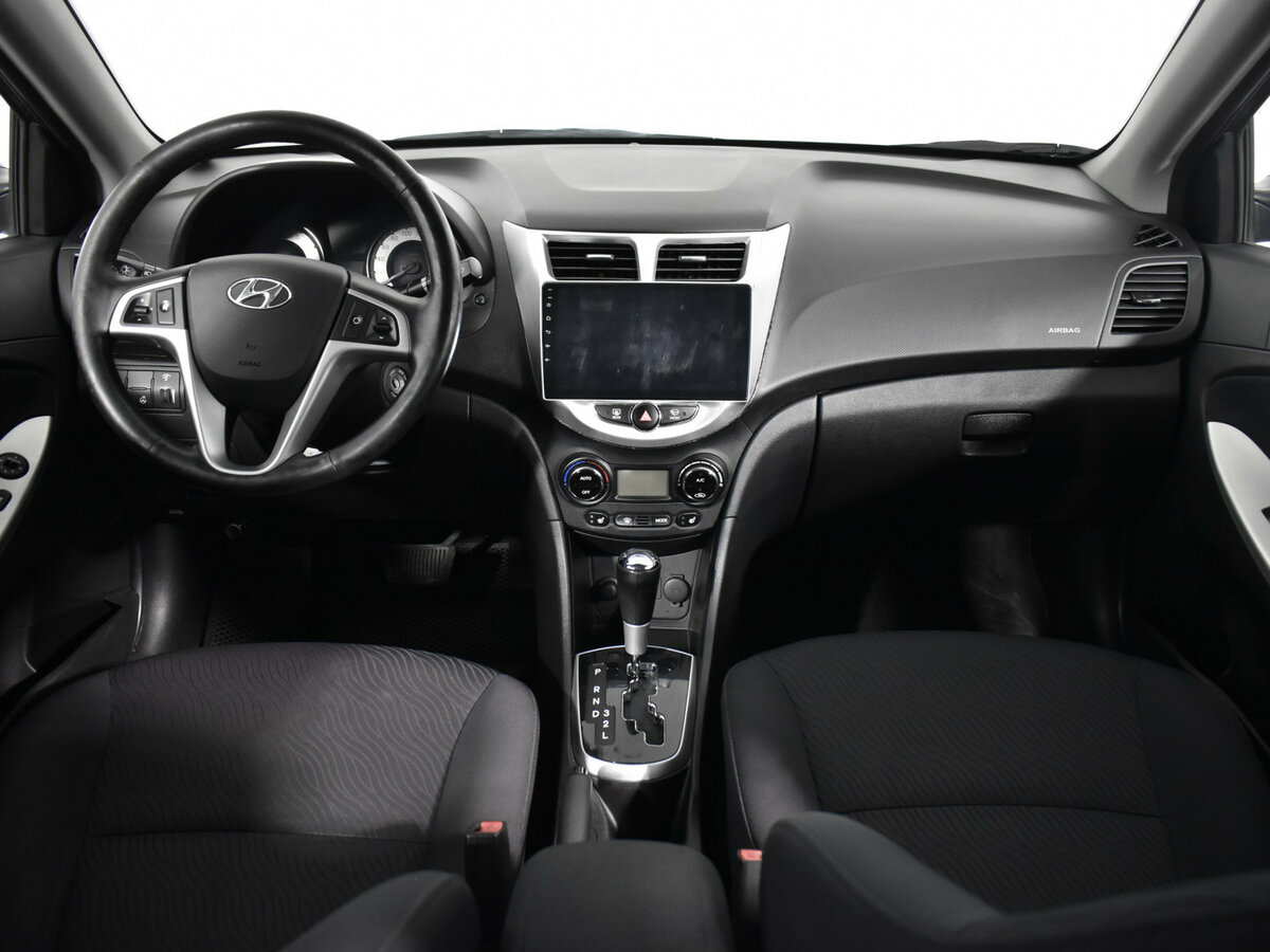 Hyundai Solaris б/у, 2013, Автоматическая. Фото: #10