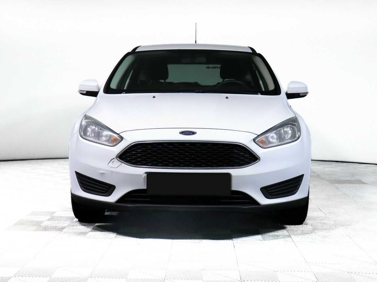 Ford Focus б/у, 2015, Механическая. Фото: #1