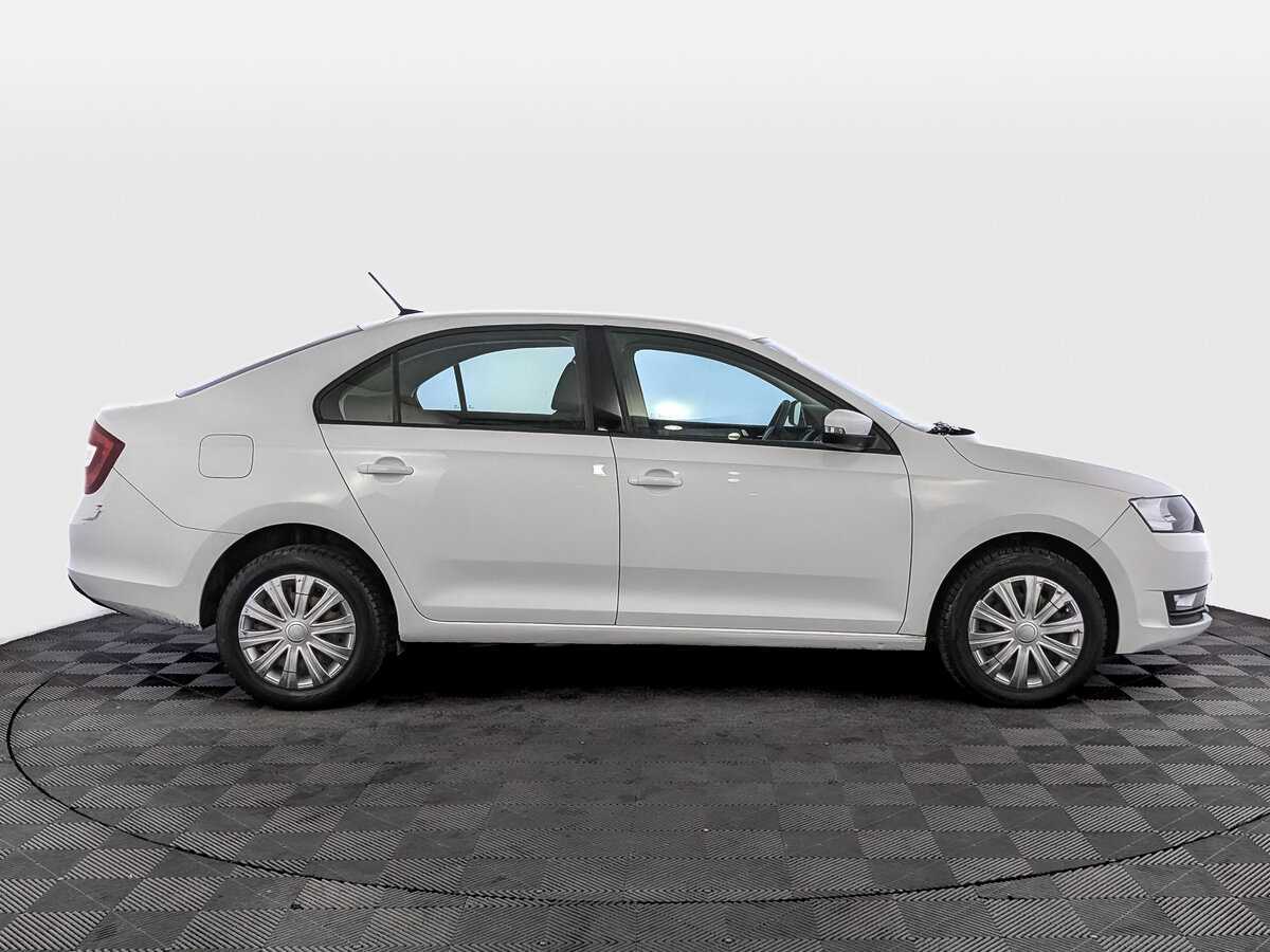 Skoda Rapid б/у, 2019, Механическая. Фото: #3