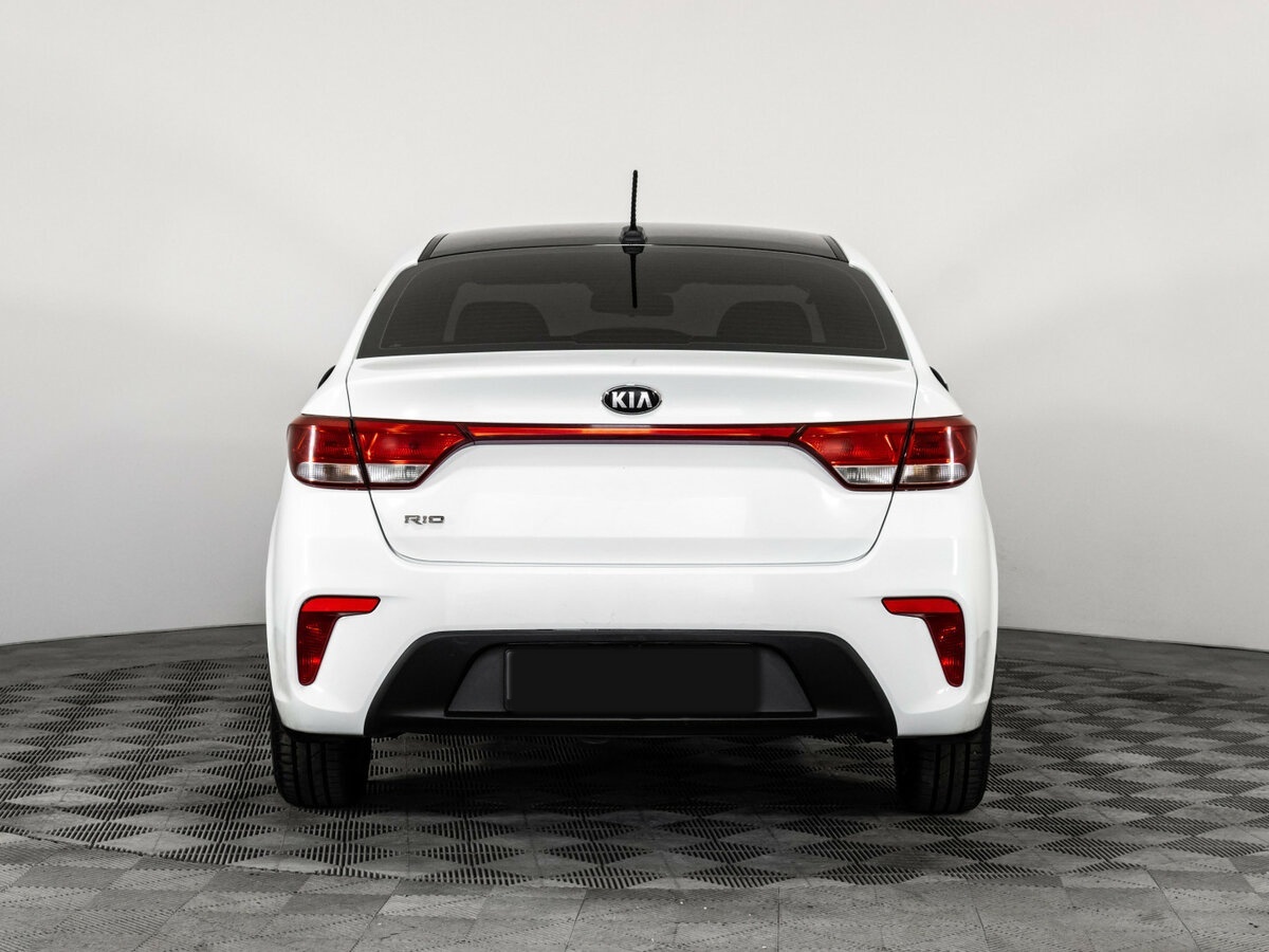 Kia Rio б/у, 2017, Механическая. Фото: #4