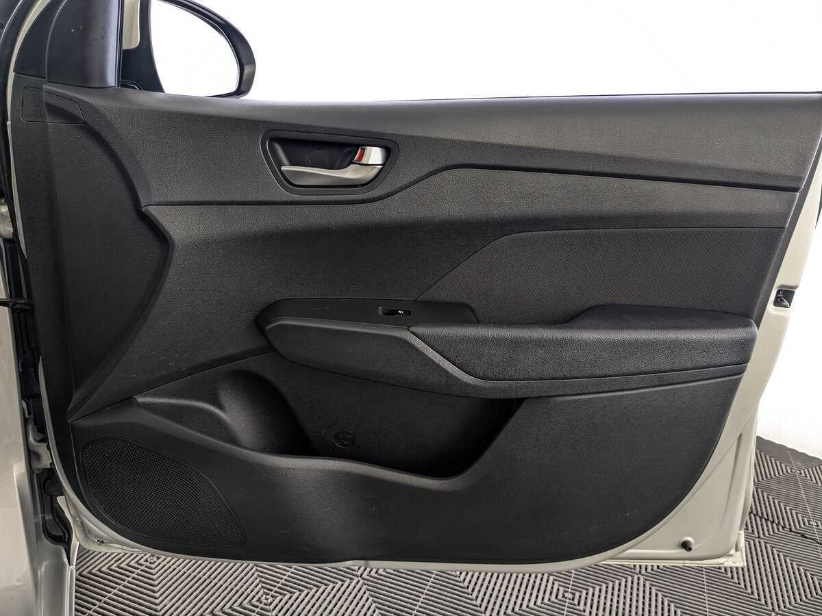 Hyundai Solaris б/у, 2019, Автоматическая. Фото: #22