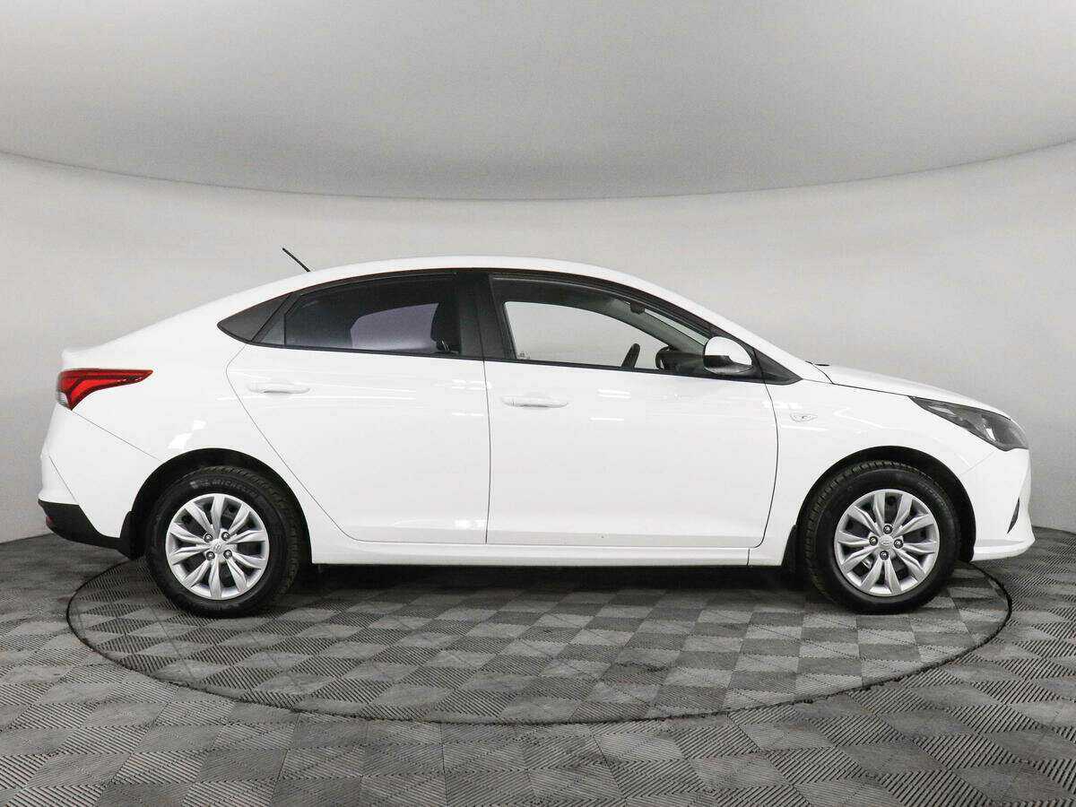 Hyundai Solaris б/у, 2021, Автоматическая. Фото: #3