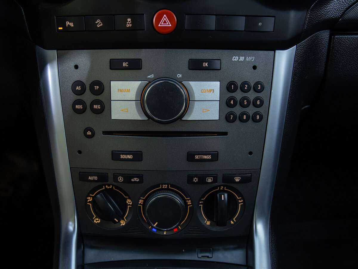 Opel Antara б/у, 2012, Автоматическая. Фото: #10