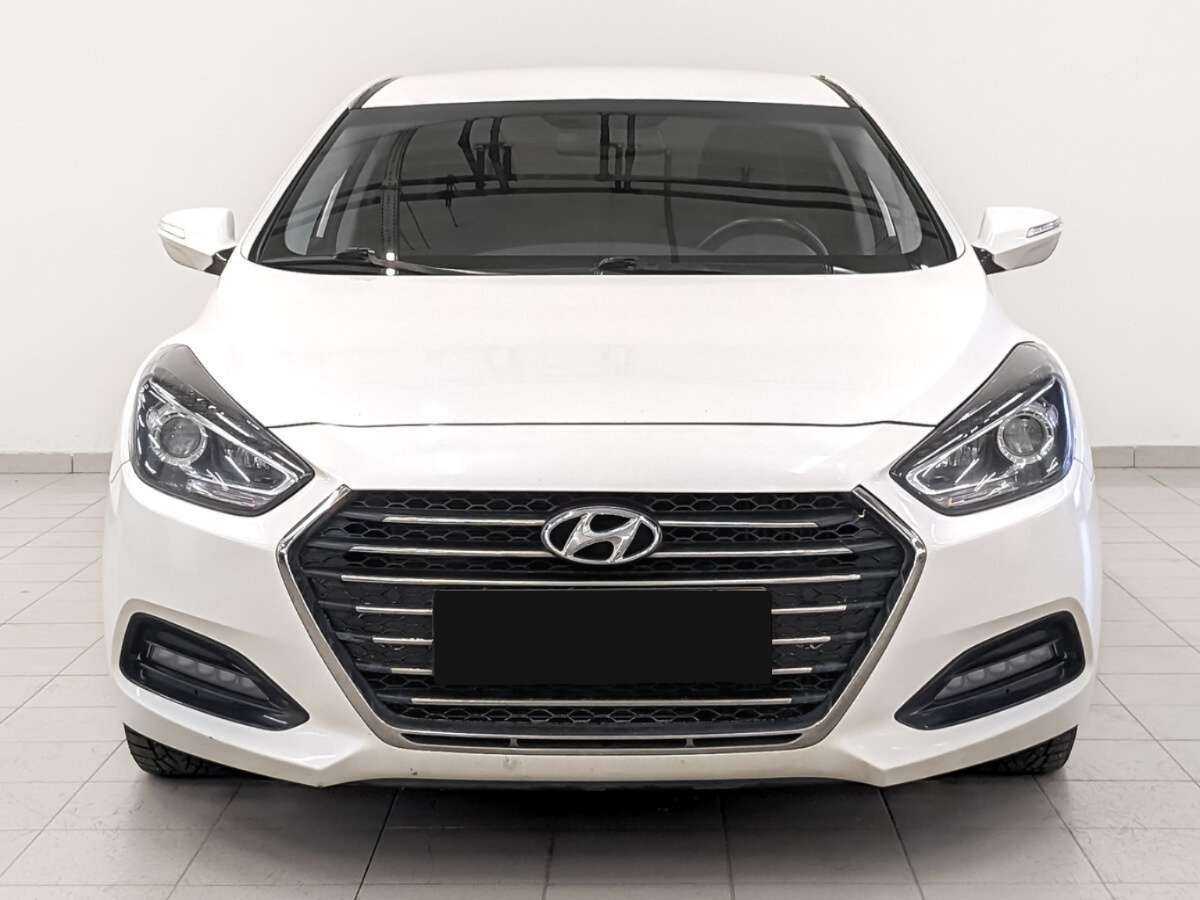 Hyundai i40 б/у, 2016, Роботизированная. Фото: #1