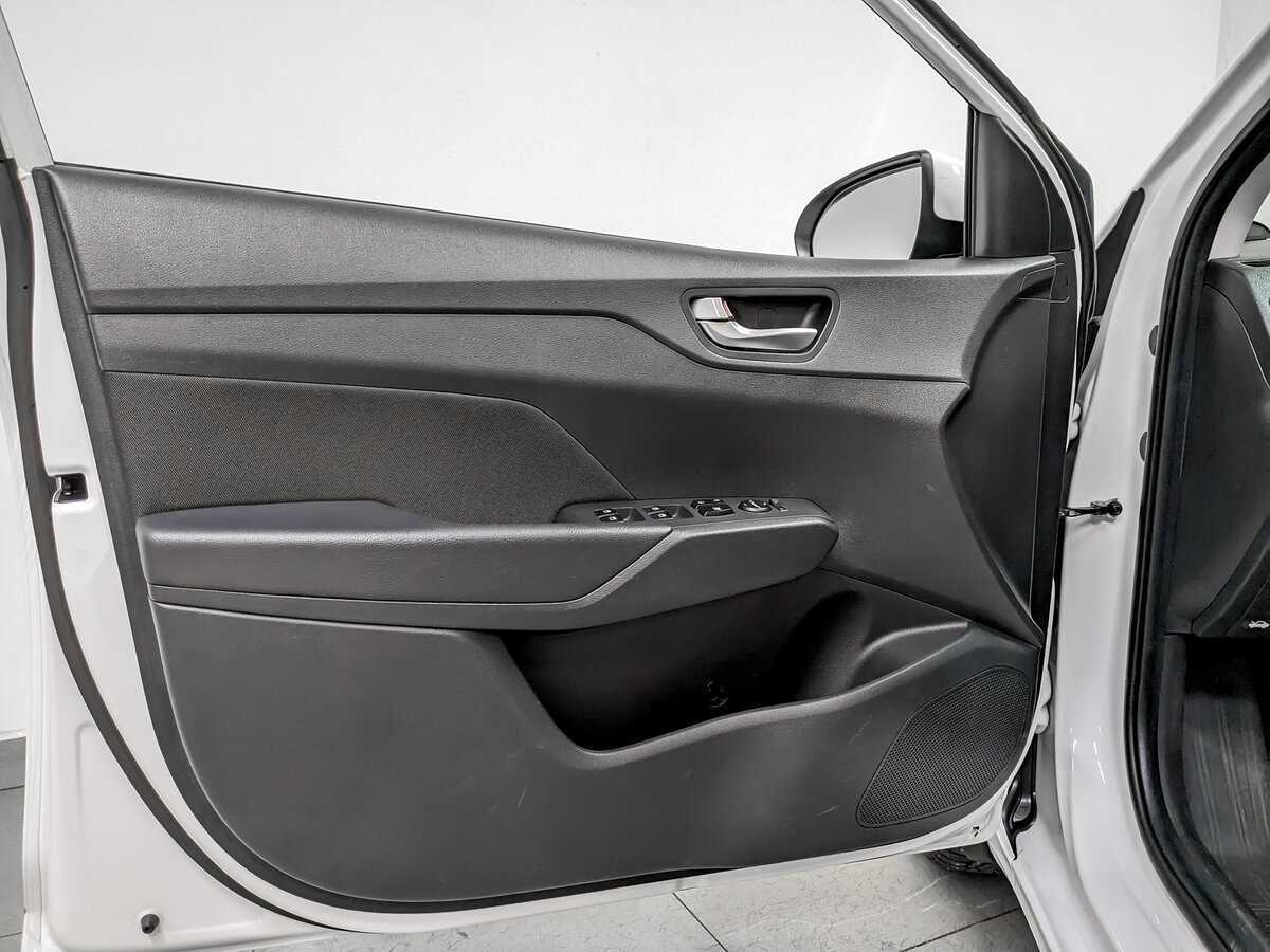 Hyundai Solaris б/у, 2021, Автоматическая. Фото: #19