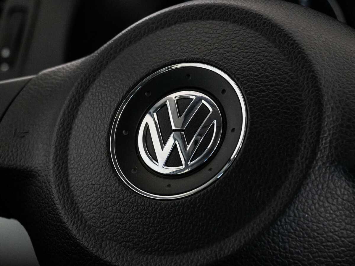 Volkswagen Jetta б/у, 2013, Механическая. Фото: #11