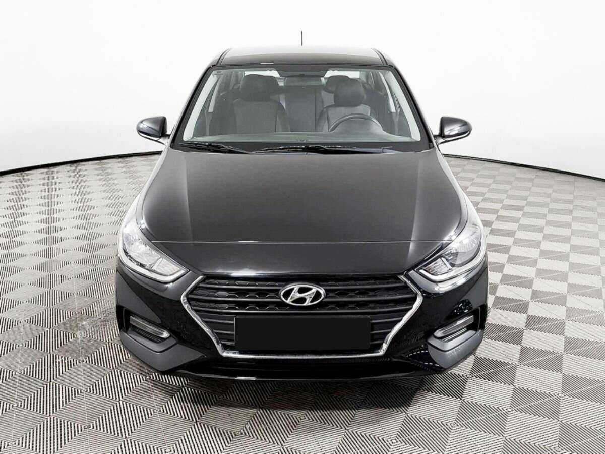Hyundai Solaris б/у, 2018, Механическая. Фото: #1
