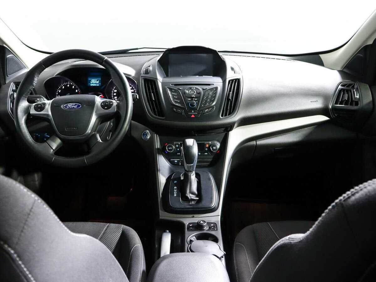 Ford Kuga б/у, 2015, Автоматическая. Фото: #9