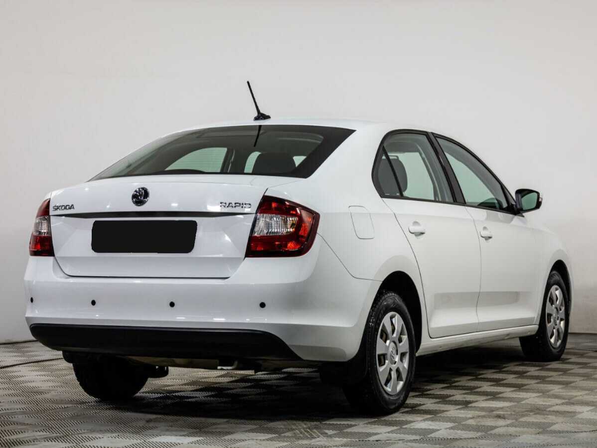 Skoda Rapid б/у, 2017, Механическая. Фото: #3
