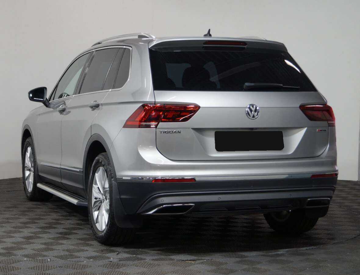 Volkswagen Tiguan б/у, 2018, Роботизированная. Фото: #2