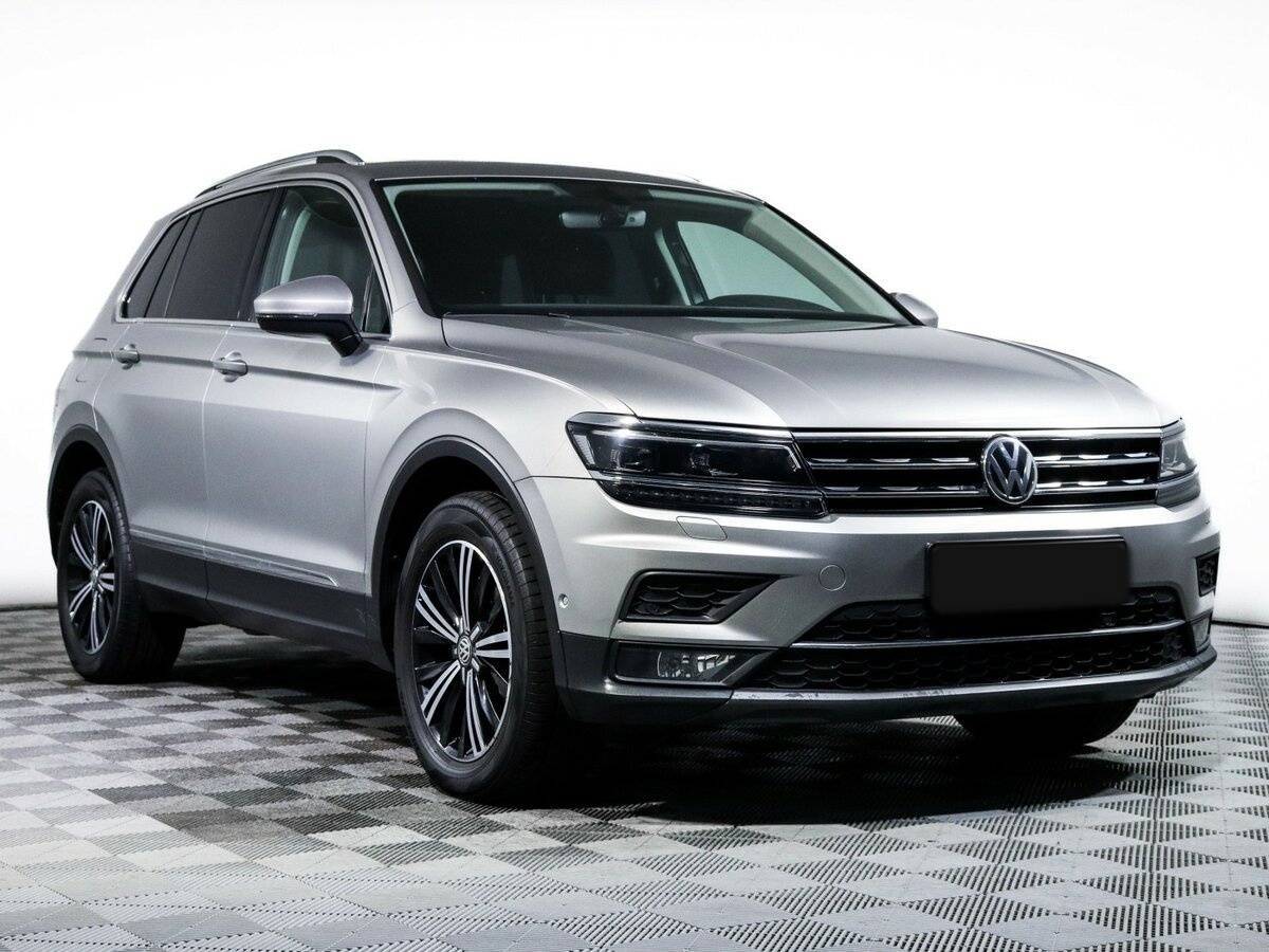 Volkswagen Tiguan б/у, 2017, Роботизированная. Фото: #2