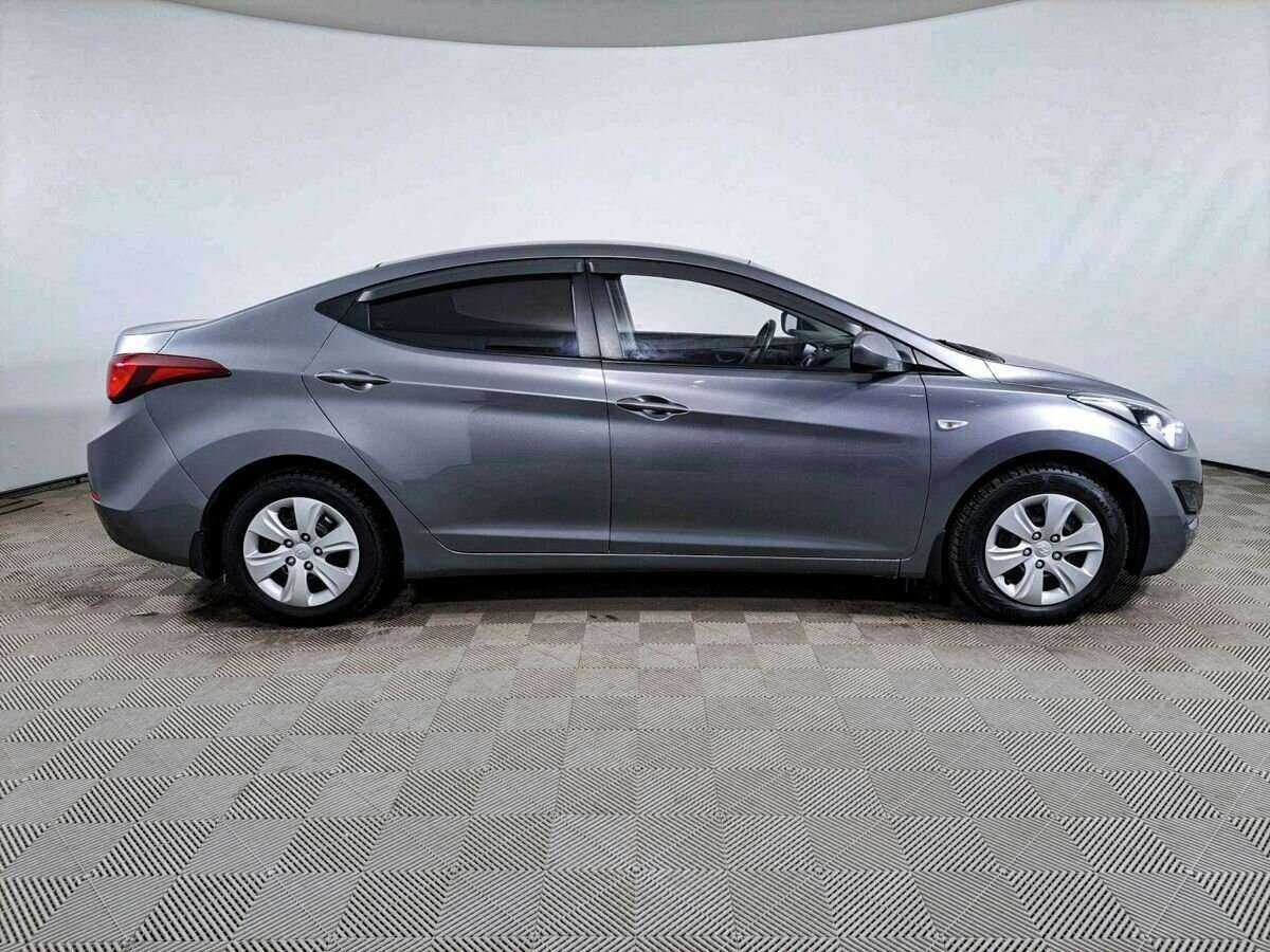 Hyundai Elantra б/у, 2015, Механическая. Фото: #3