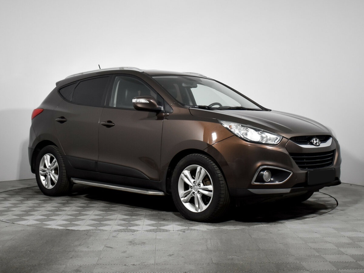 Hyundai ix35 б/у, 2013, Автоматическая. Фото: #2